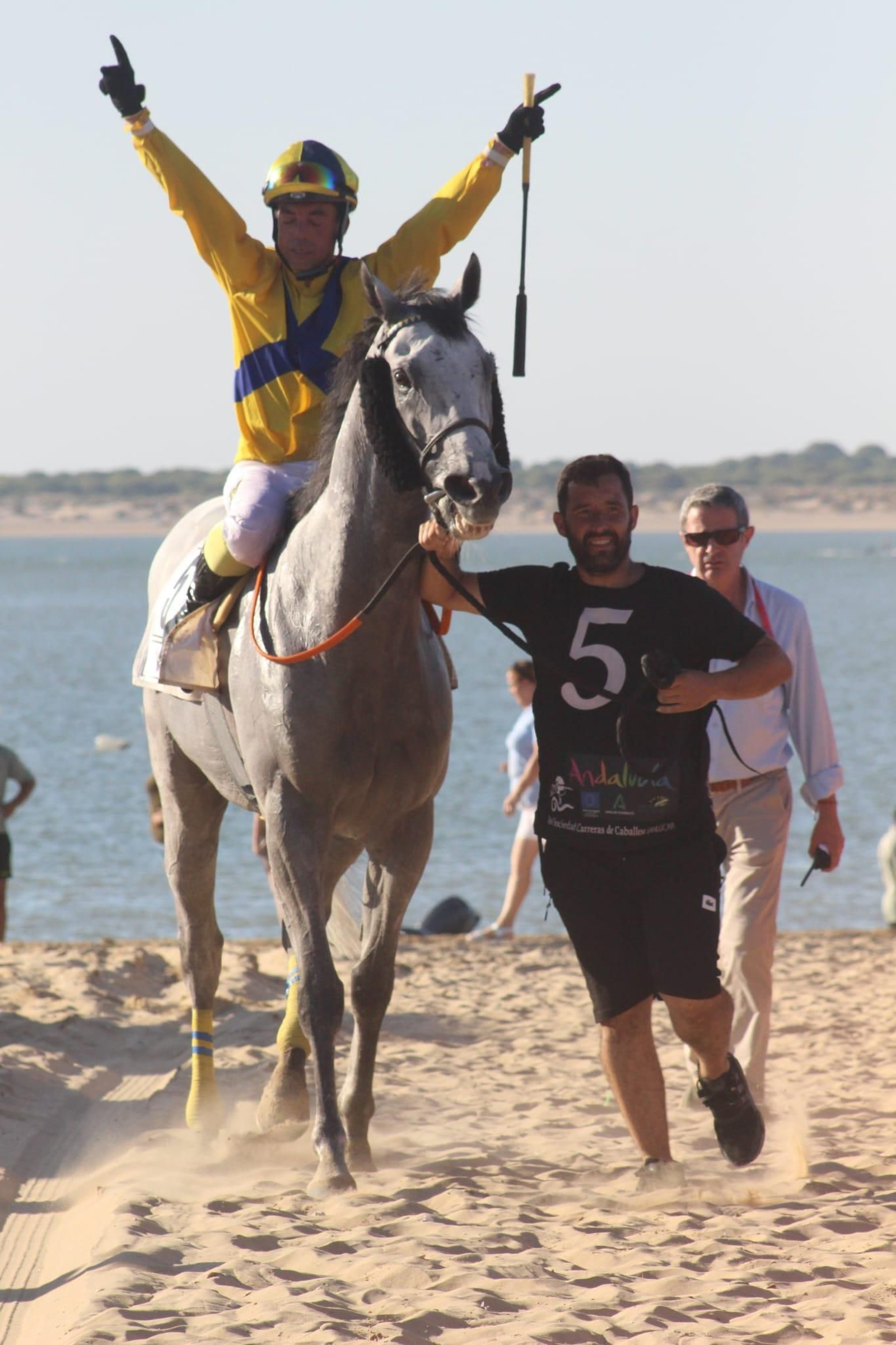 Imágenes del segundo día de Carreras de Caballos de Sanlúcar Imágenes del segundo día de Carreras de Caballos de Sanlúcar