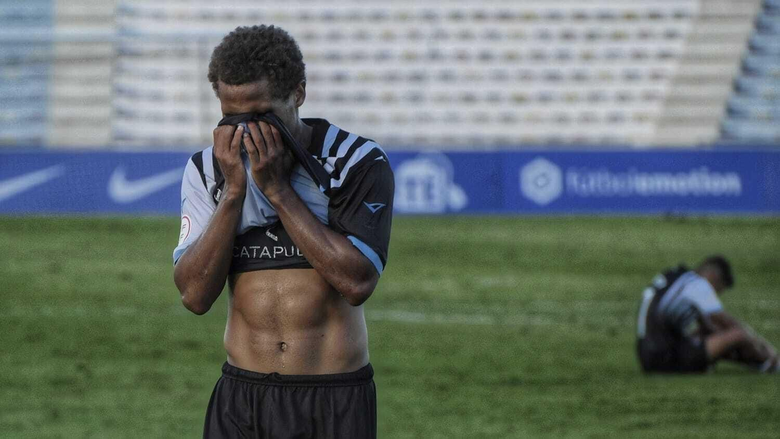 Las fotos de la derrota de la Balona en San Fernando (1-0)