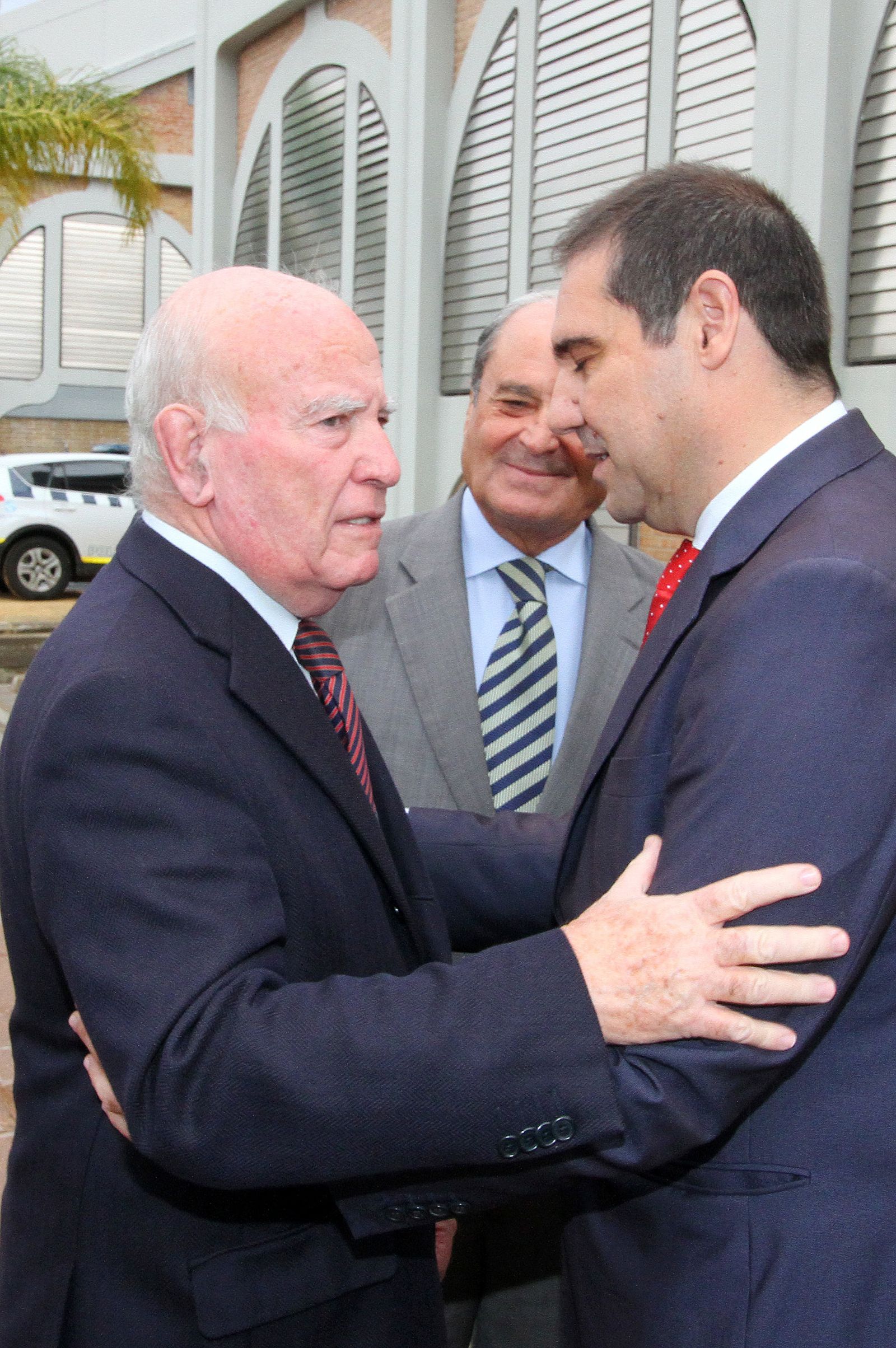 Imágenes de la toma de posesión del nuevo presidente del Puerto de Huelva, José Luis Ramos.