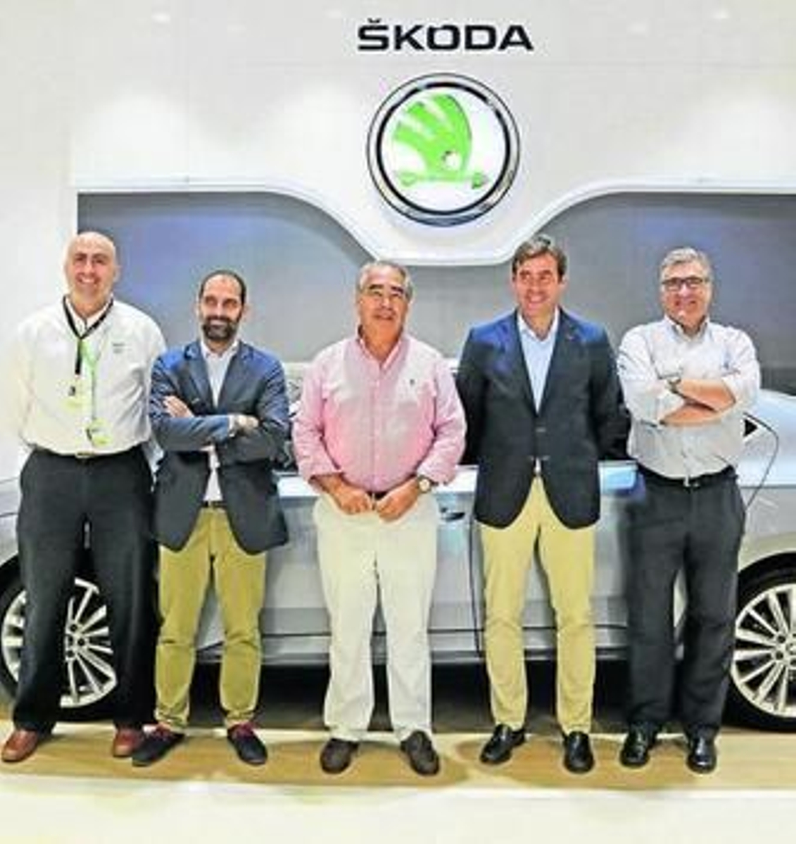 Los representantes de la marca ayer tras la presentación en Jerez.