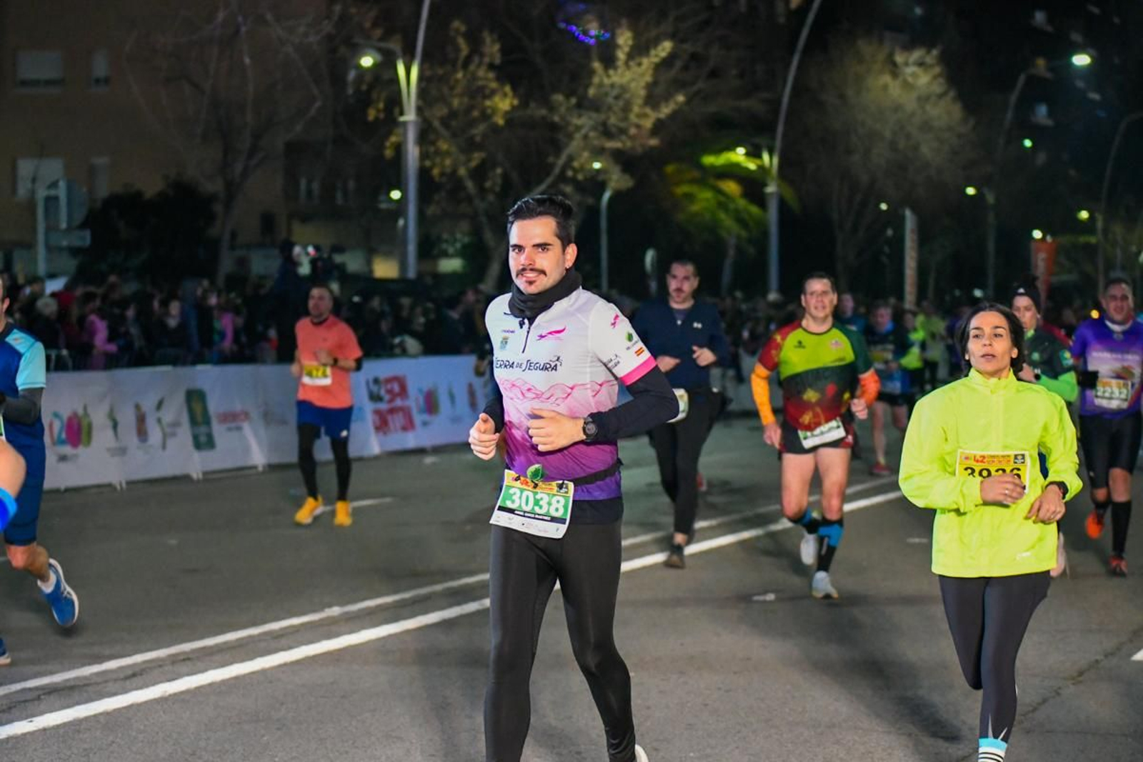 En imágenes: búscate en tu llegada a meta de la Carrera de San Antón 2025 (5)