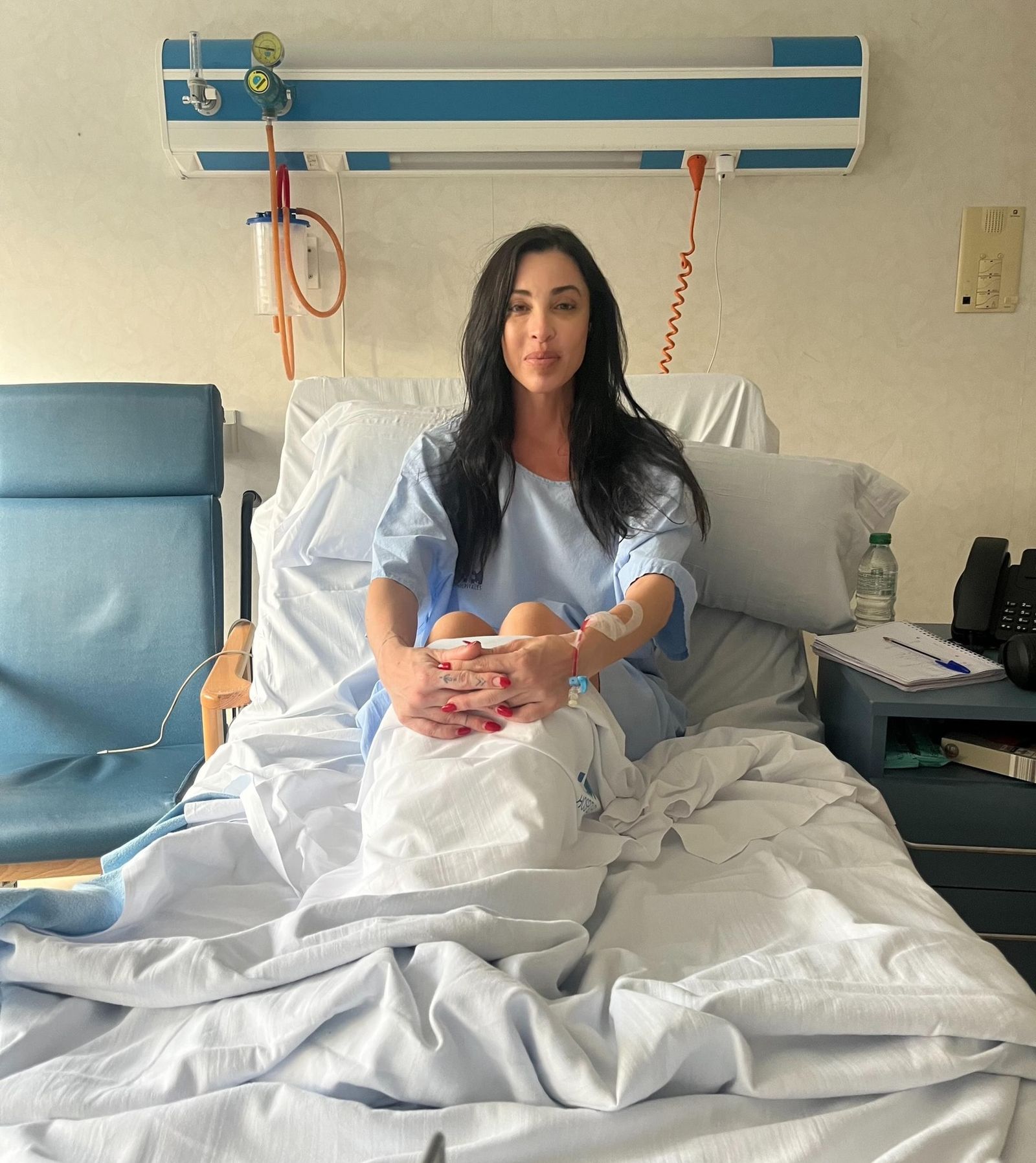 Beatriz Martínez, B Jones, ingresada en un hospital madrileño.