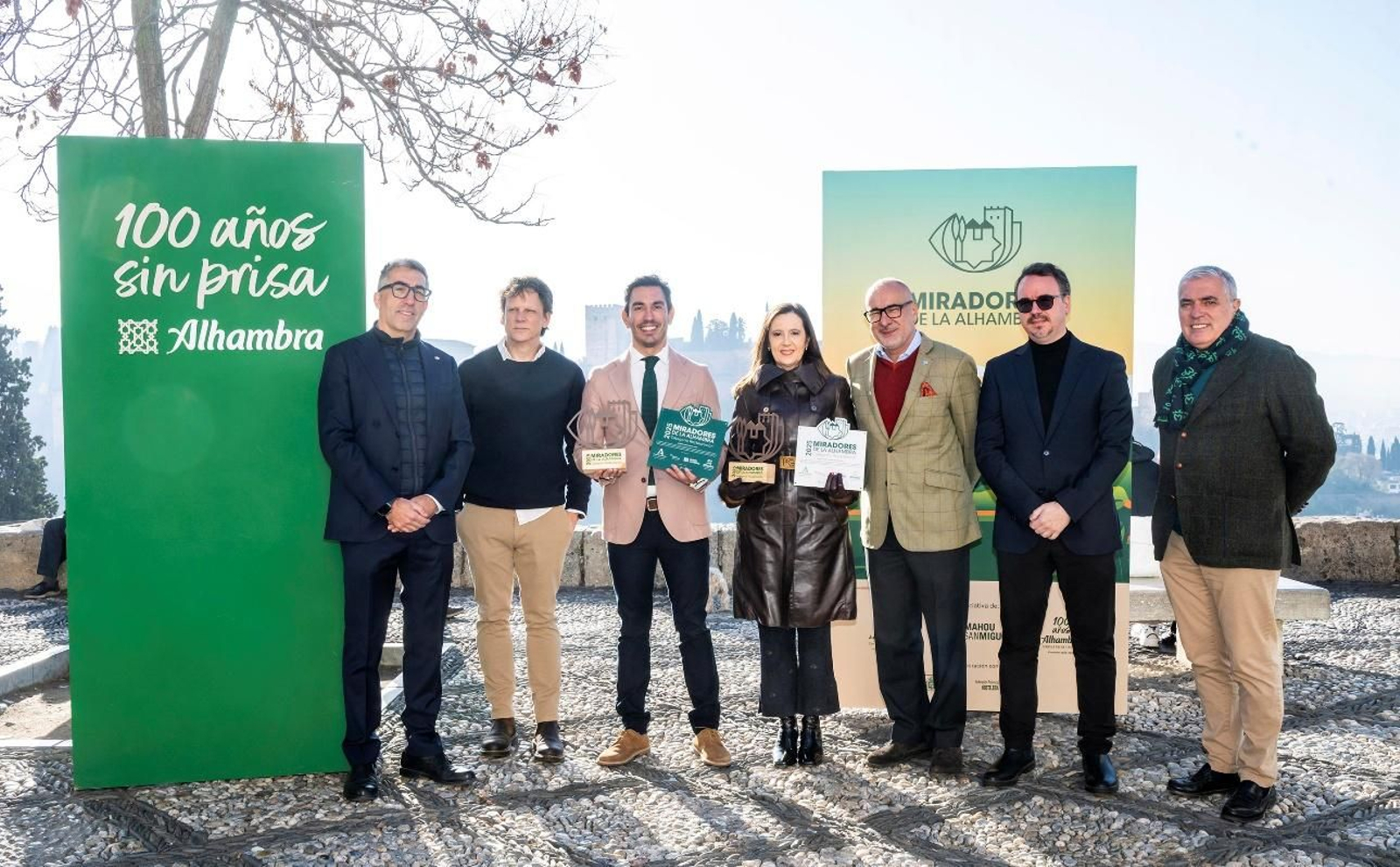 El acto ha tenido lugar en el mirador por excelencia de la capital granadina, el Mirador de San Nicolás.