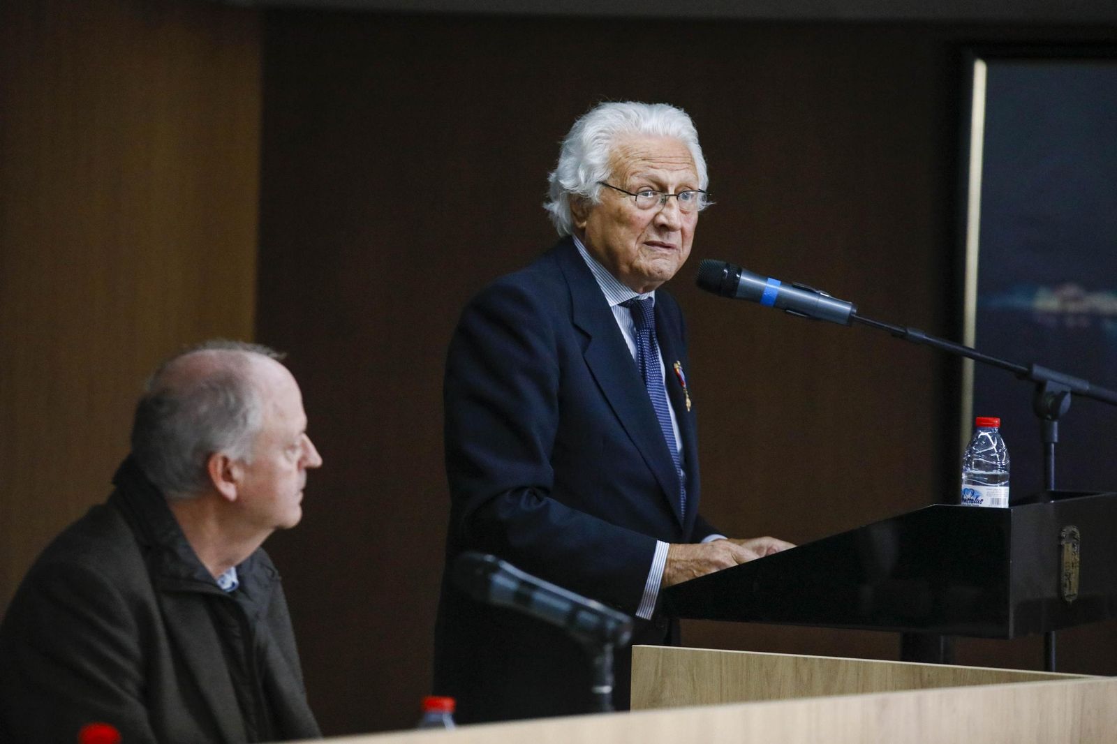 Las imágenes del nombramiento de hijo predilecto de Garrucha a José María Martínez de Haro