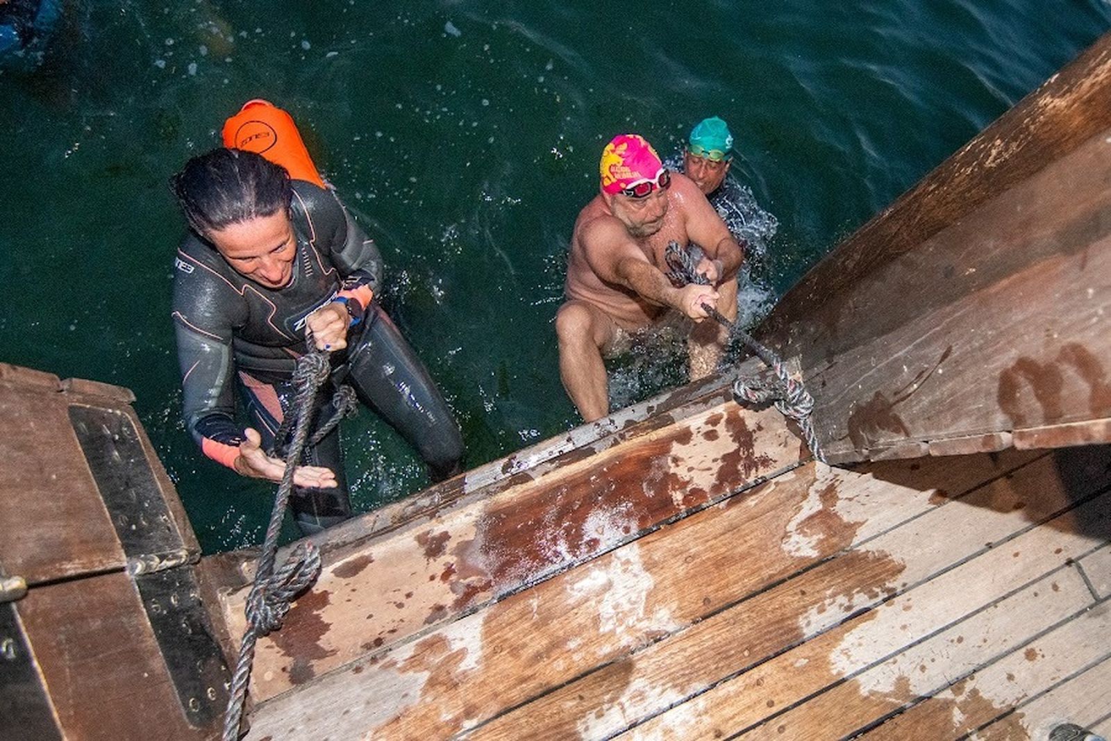 Triatlón a lo largo del Guadalquivir a beneficio de la Fundación Vicente Ferrer