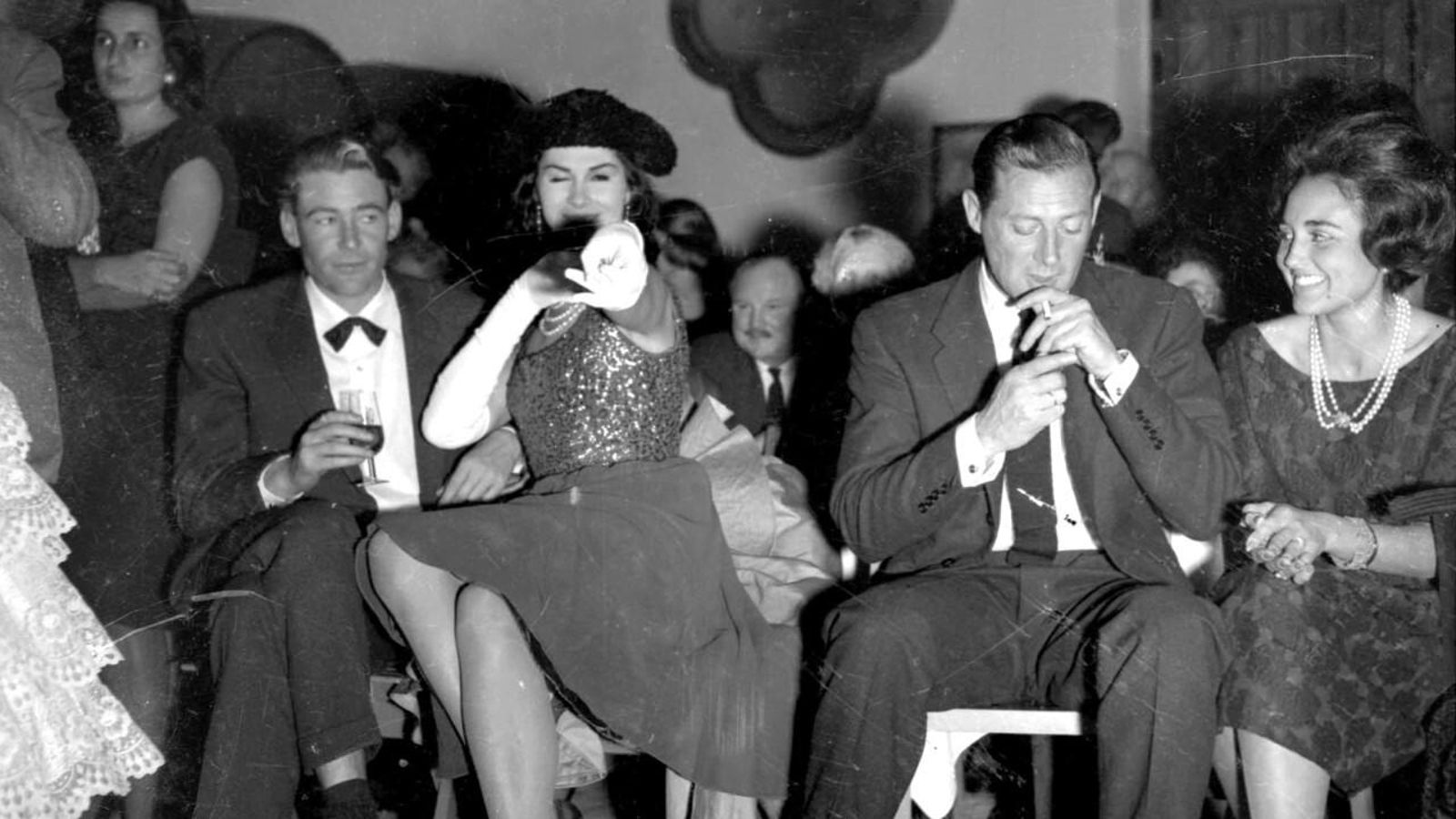 Peter O'Toole su mujer, Beltrán Domecq González y Purita Castilla, en 1962.