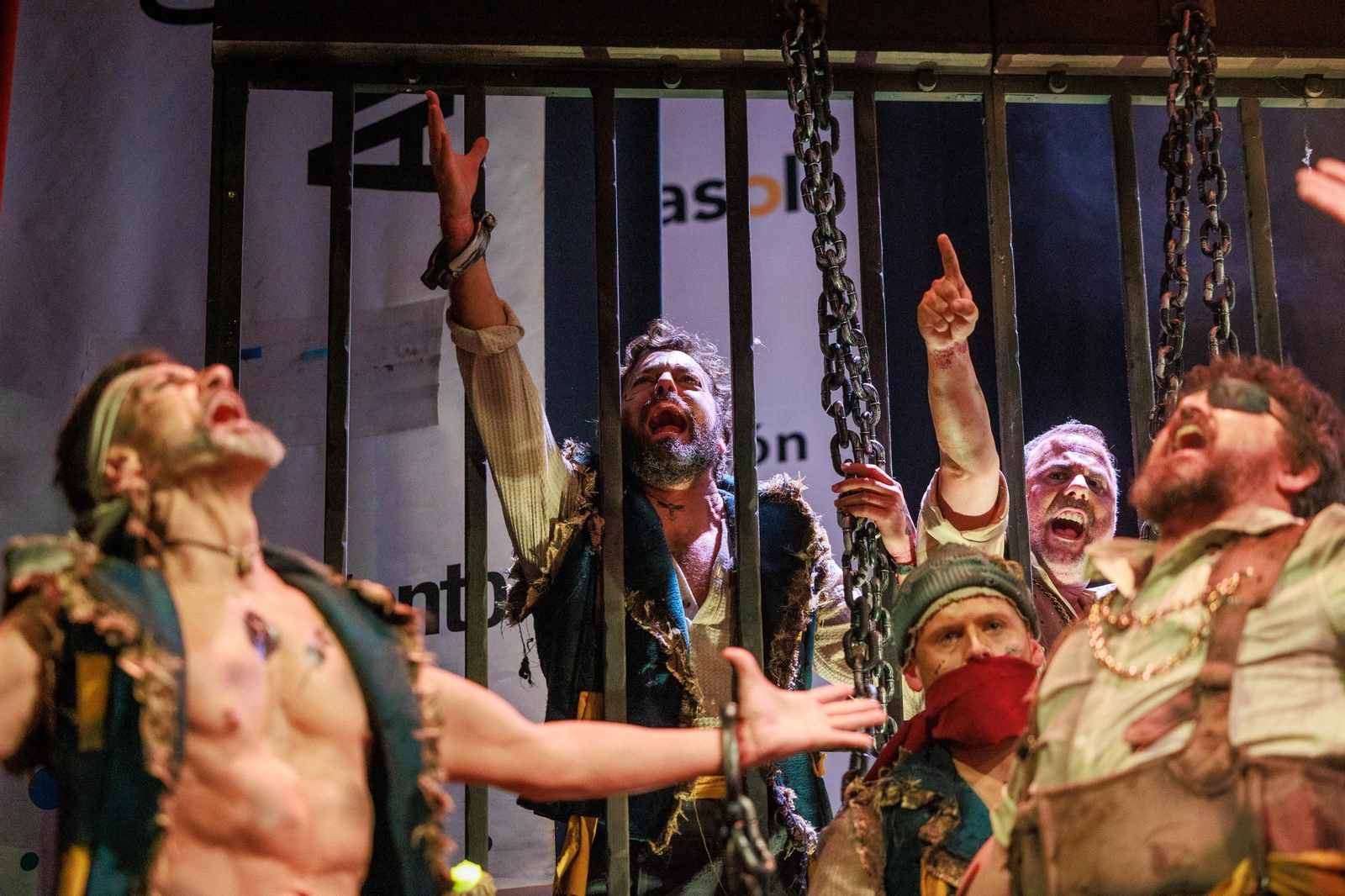 Búscate entre las mejores imágenes de la quinta sesión de cuartos de final del COAC 2025