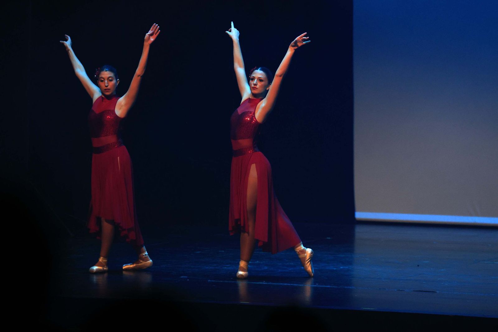Fotos de la gala por el 45 aniversario del estudio de danza Adagio de Algeciras