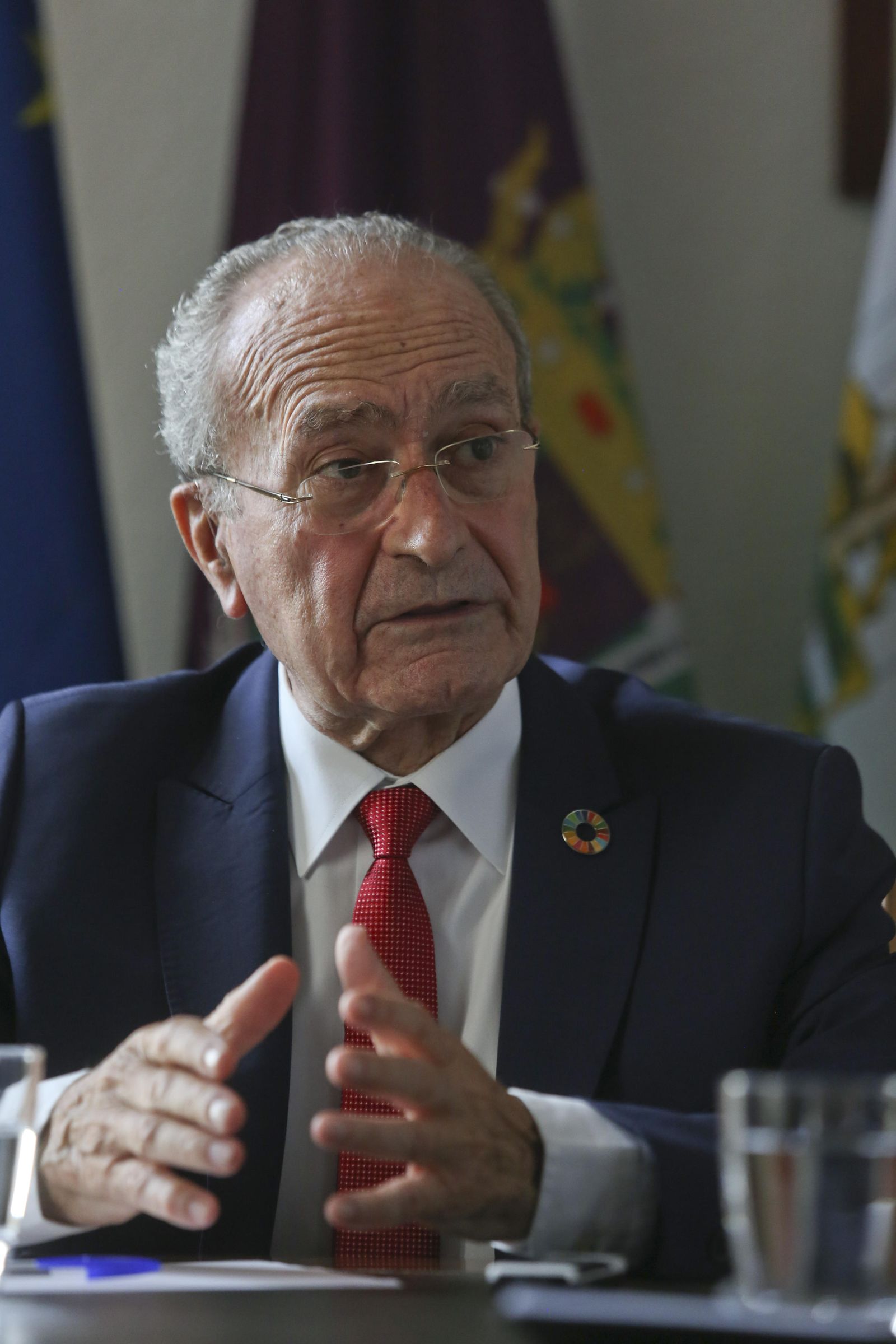 El alcalde, durante la entrevista.