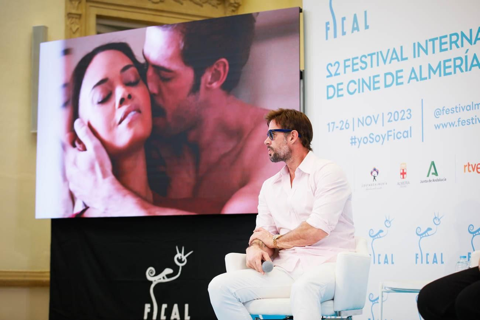 Imágenes de William Levy en FICAL