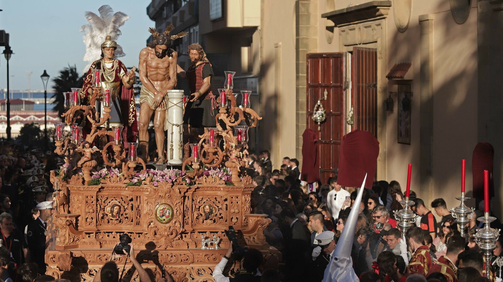 Imágenes del Lunes Santo en Algeciras