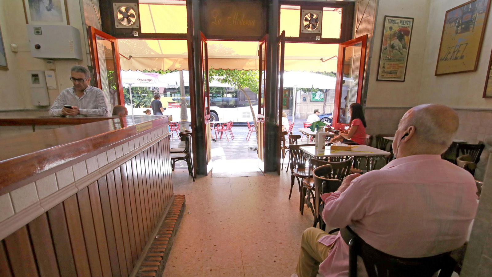 Reapertura de 'La Moderna'