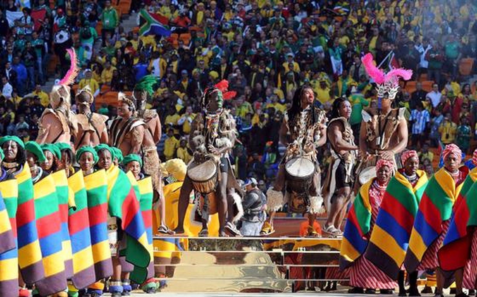 Una fiesta de música y color abre oficialmente el Mundial de Sudáfrica 2010.

Foto: Efe
