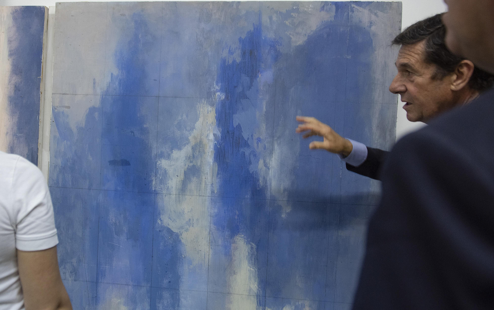 El CAAC incorpora a su colección ocho obras de la artista Carmen Laffón