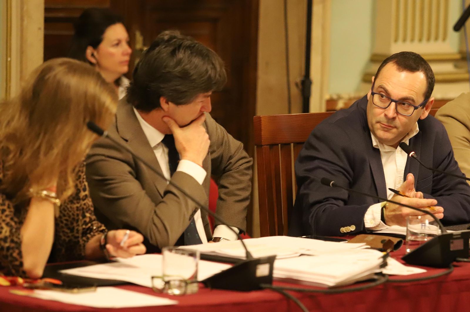 Imágenes del pleno celebrado en el Ayuntamiento de Huelva