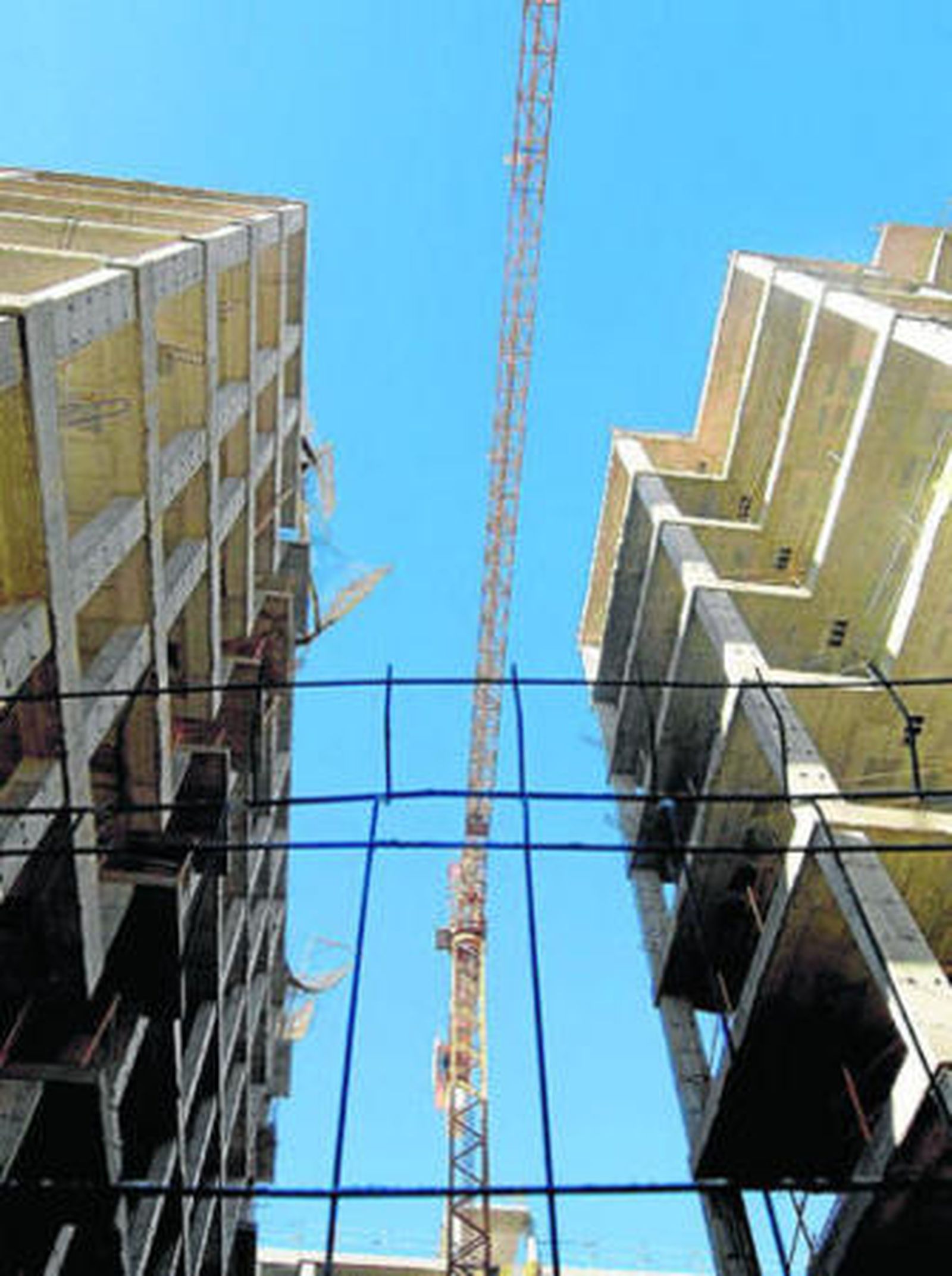 Promoción de vivienda protegida en obras en el municipio de Granada.