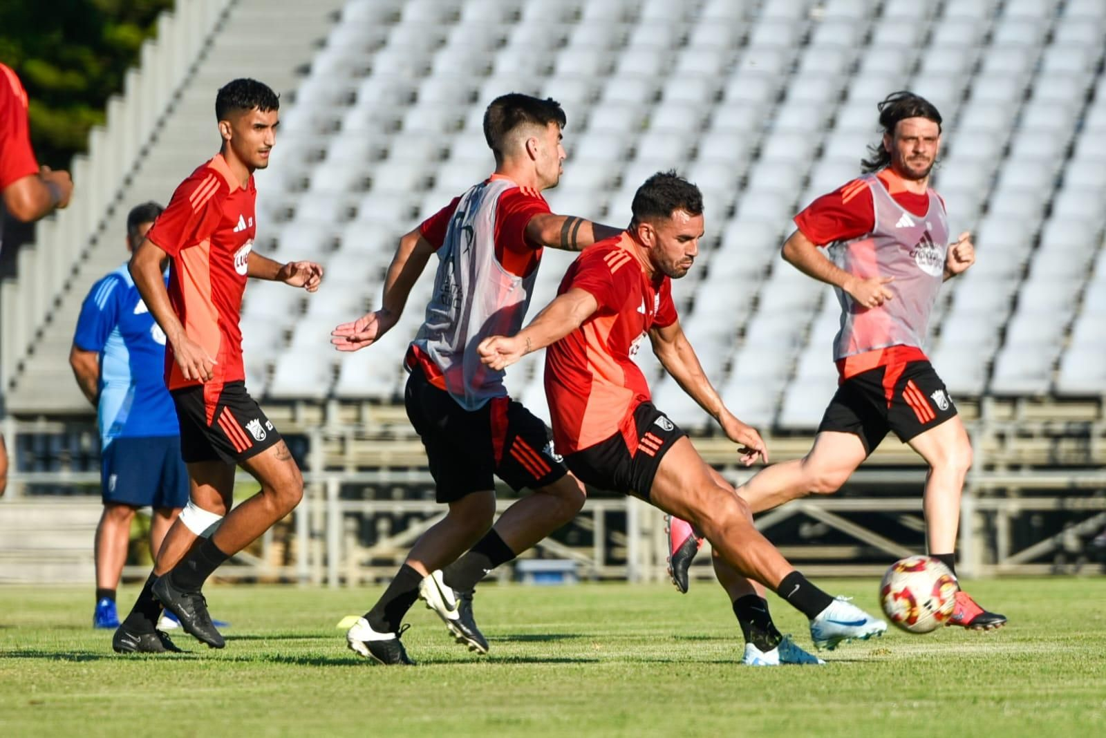 Las imágenes del entrenamiento del Xerez CD en el Estadio Pedro Garrido