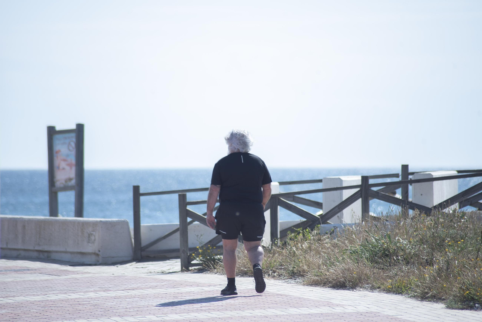 Fotos de gente practicando deporte al aire libre en La Línea