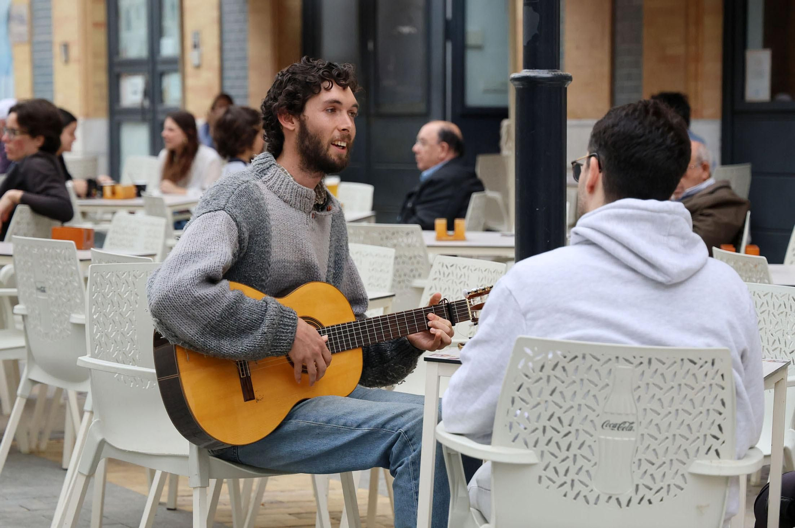 Imágenes del viernes 22 de marzo en Huelva