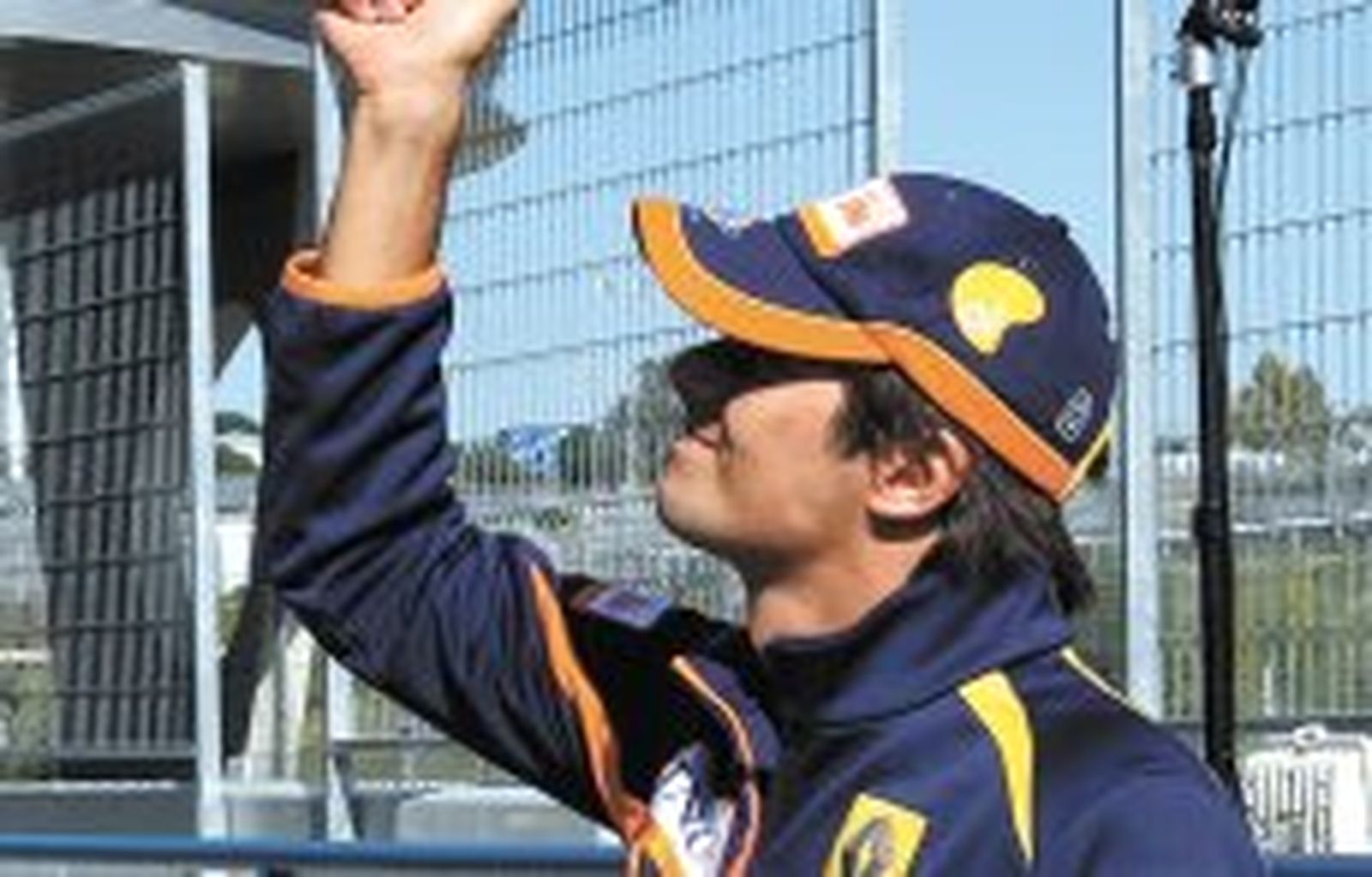 Piquet desmiente su despido