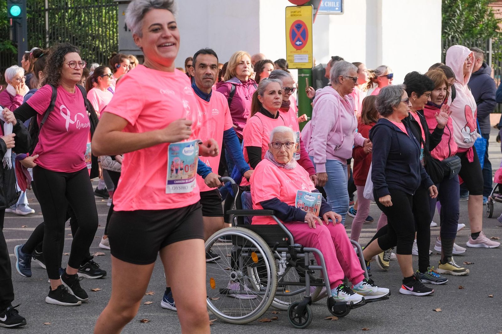 Búscate en la carrera de la mujer