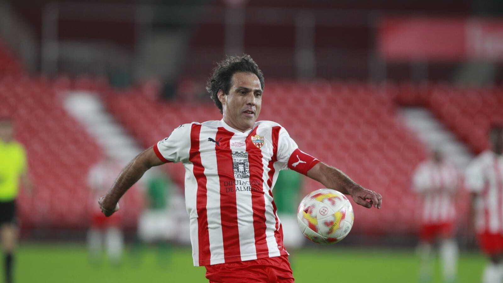 José Ortiz, durante su partido homenaje.