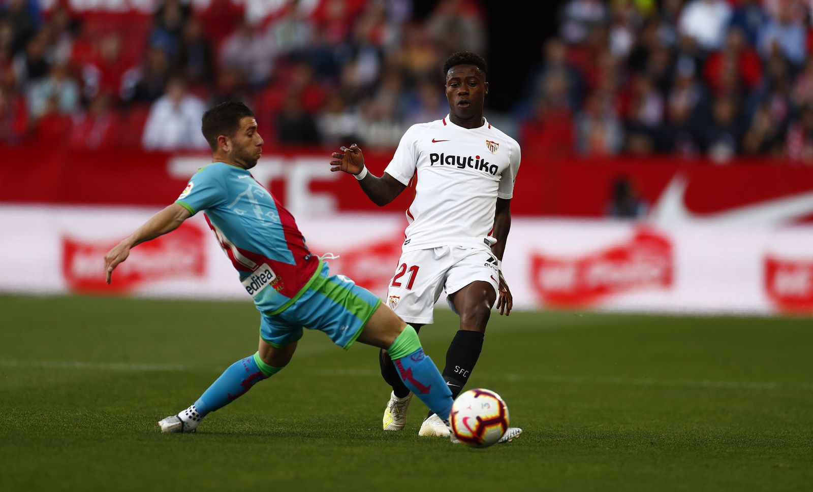 Todas las fotos del Sevilla-Rayo Vallecano