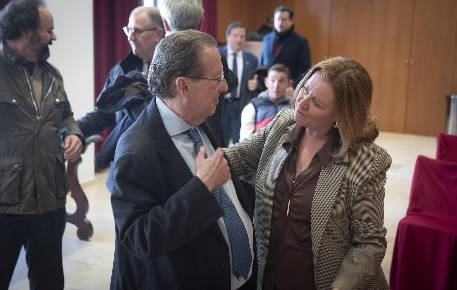 El homenaje al teniente fiscal  Emilio de Llera, en imágenes