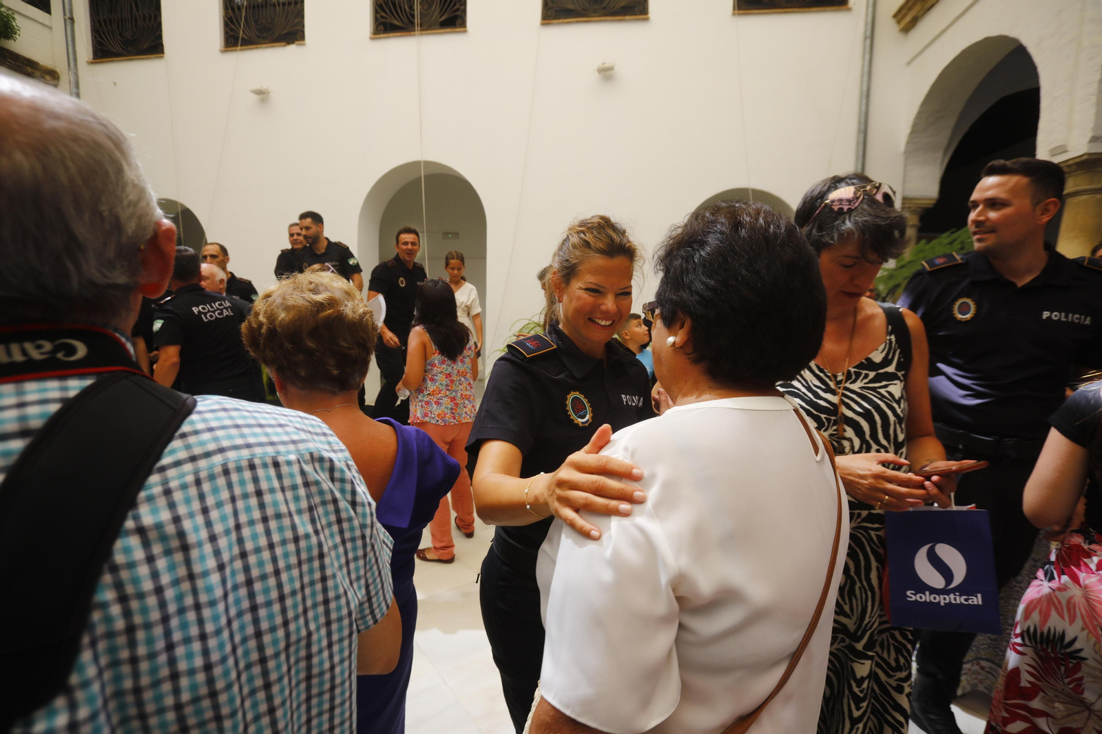La toma de posesión de 50 nuevos agentes de Policía Local en Córdoba, en imágenes