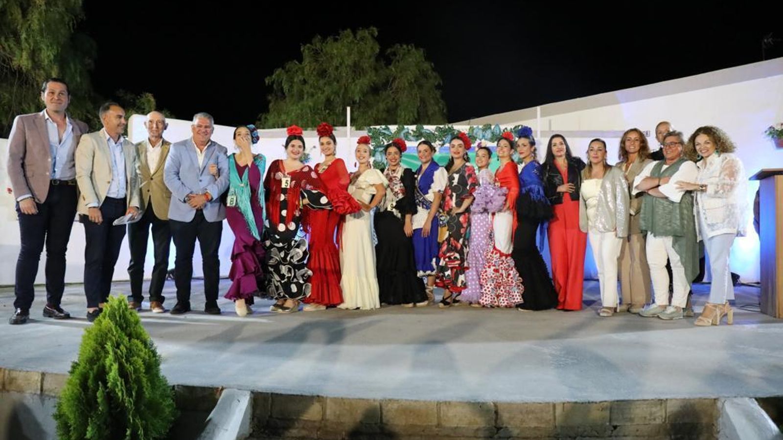 Las nuevas salineras de San Fernando, con los miembros del jurado.