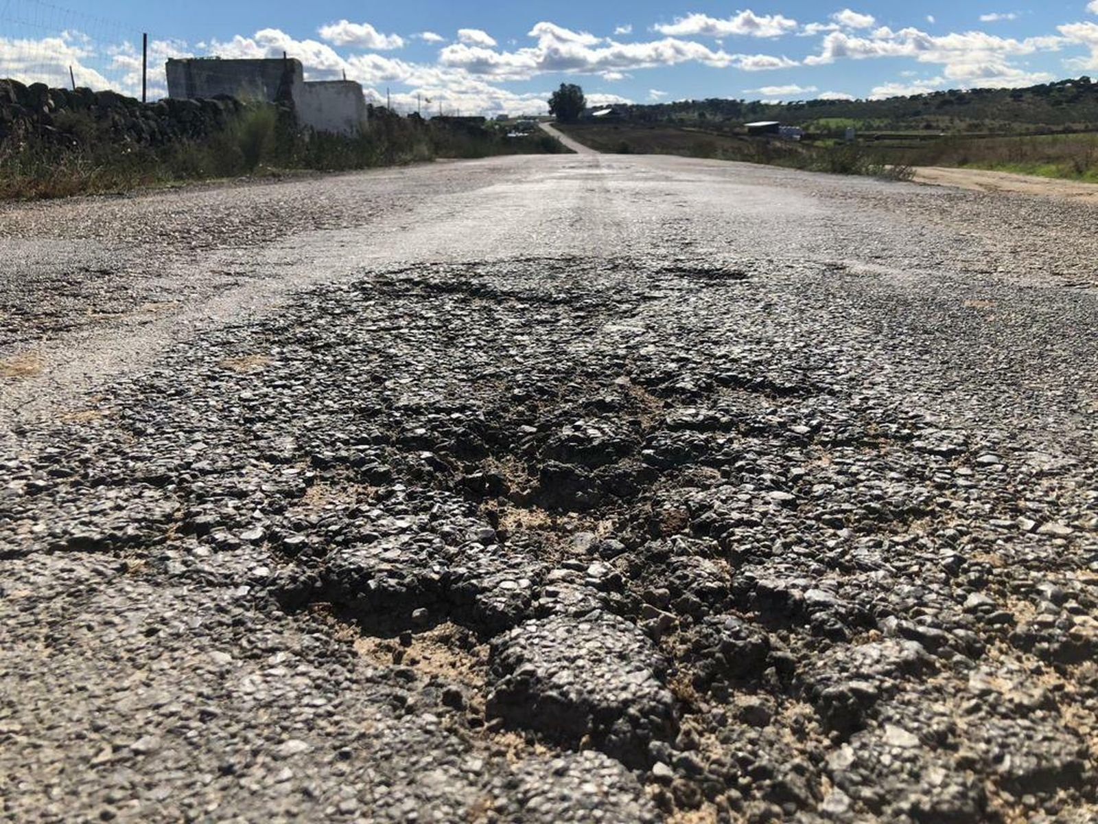 Aspecto que presenta la carretera que une Pozoblanco con Villaharta.