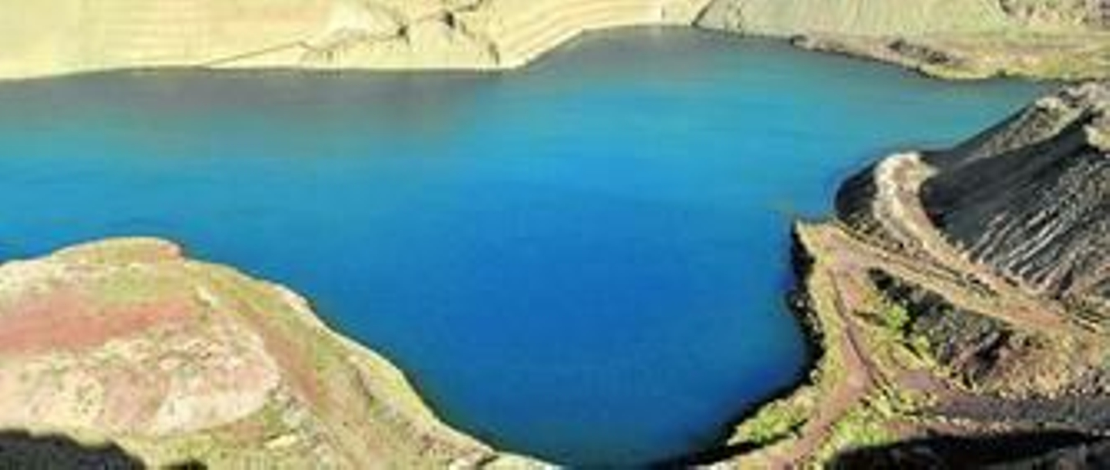 Panorámica de las Minas de Alquife, cerradas desde 1996 y que podrían reabrirse entre 2016 y 2017, generando más de 1.000 puestos de trabajo en la comarca.