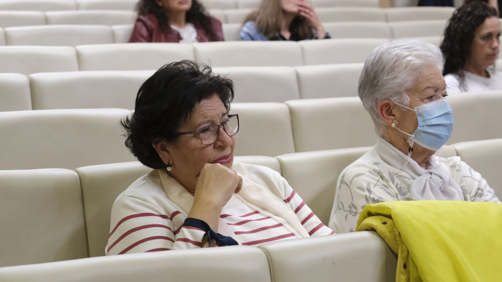 Fotogalería de Diario de los Libros, con el escritor Jorge Molist