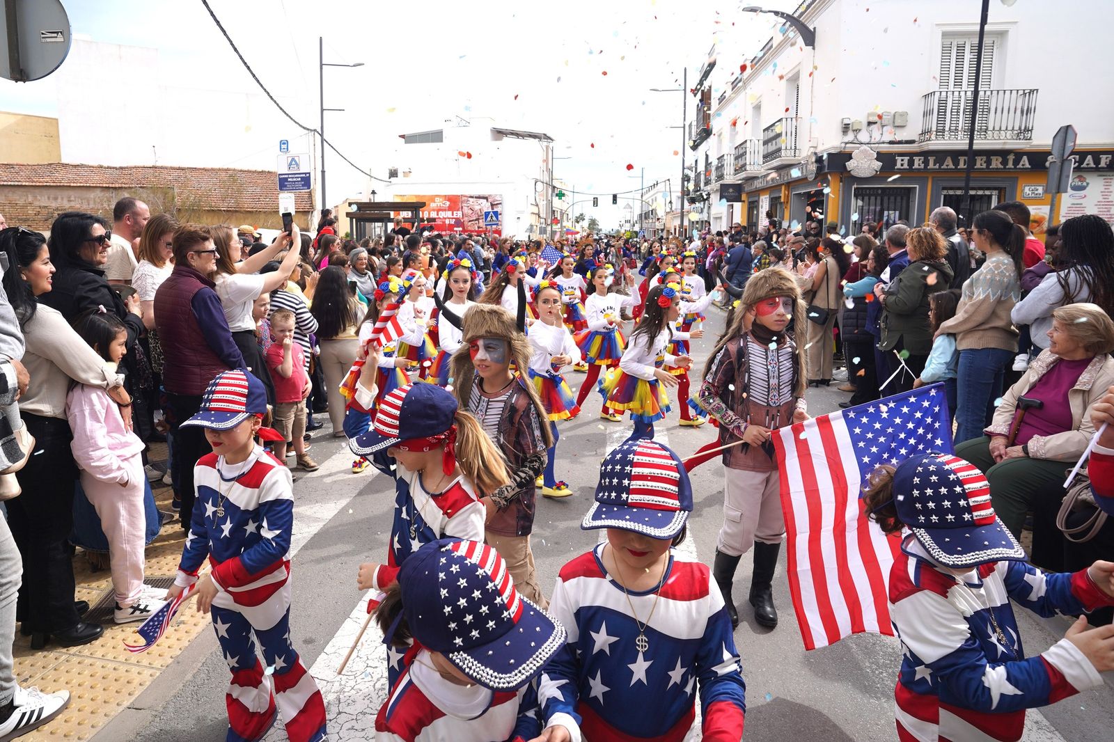 Primer Desfile Mayor de Comparsas