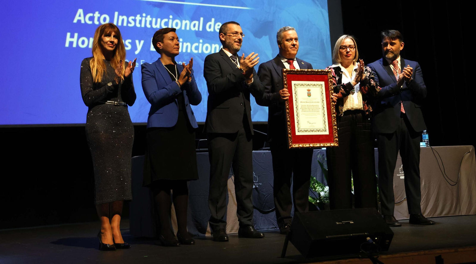 Fotos del acto de entrega de reconocimientos por el 155 aniversario de La Línea