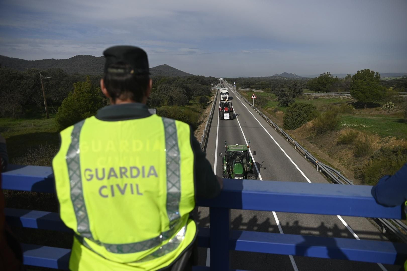 La protesta de los agricultores de la zona Norte de Córdoba, en imágenes