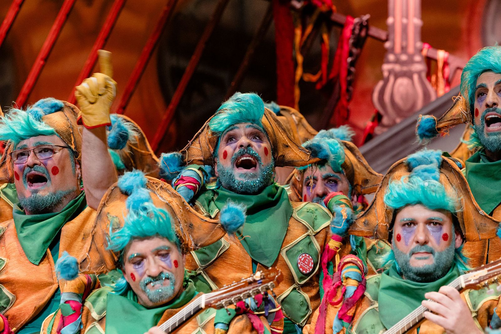 Búscate entre las mejores imágenes de la primera sesión de cuartos del COAC 2026