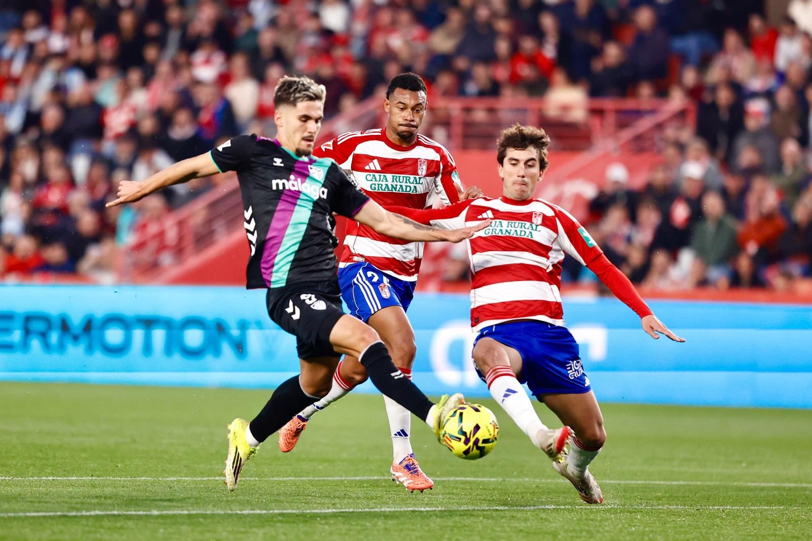 El Granada-Málaga CF, en fotos