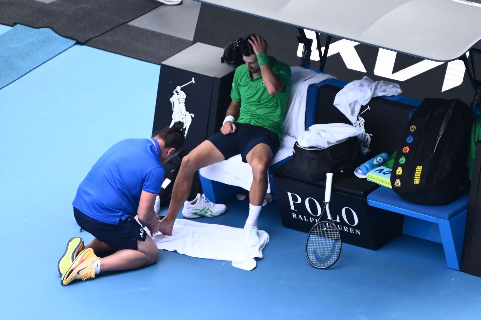 Las fotos de la retirada de Musetti ante Djokovic y del resto de cuartos de final