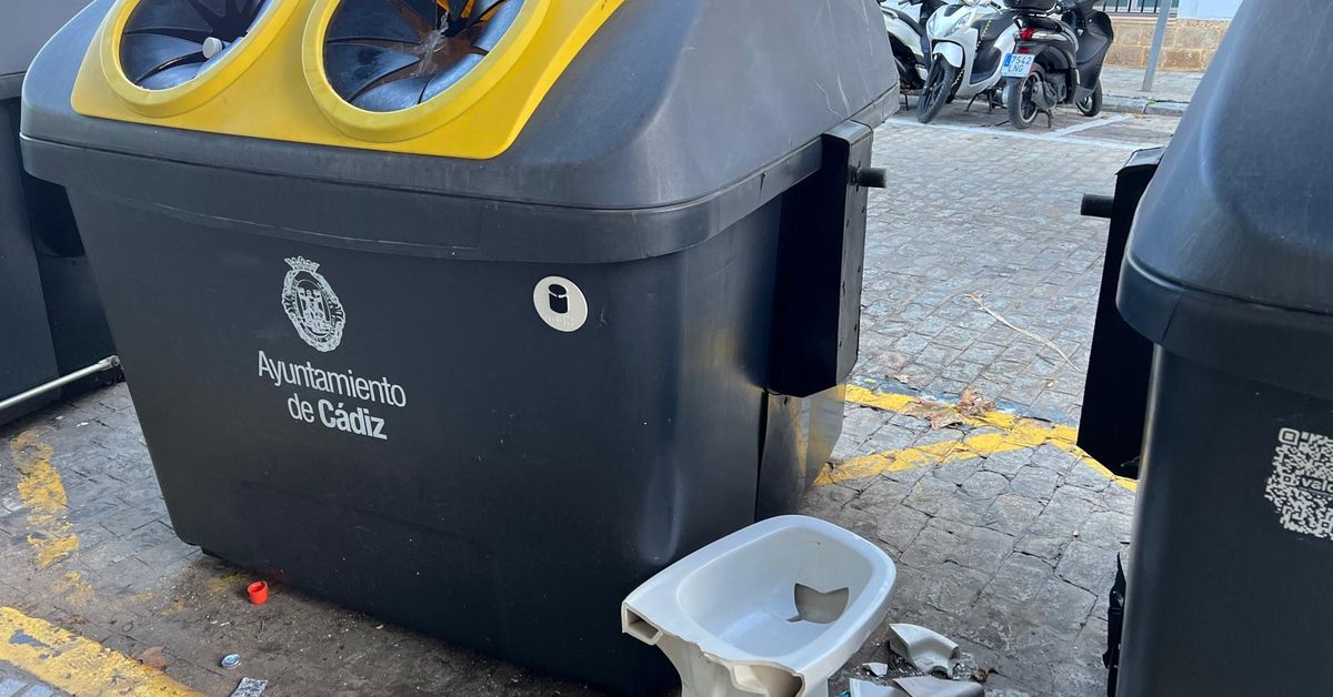 Cádiz ciudad de salvajes