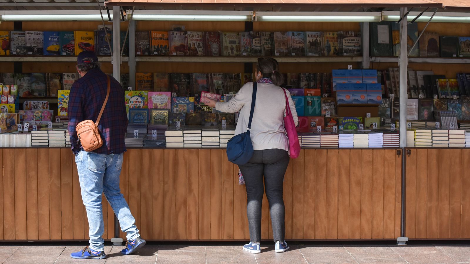 Fotos de la Feria del Libro de Algeciras 2023