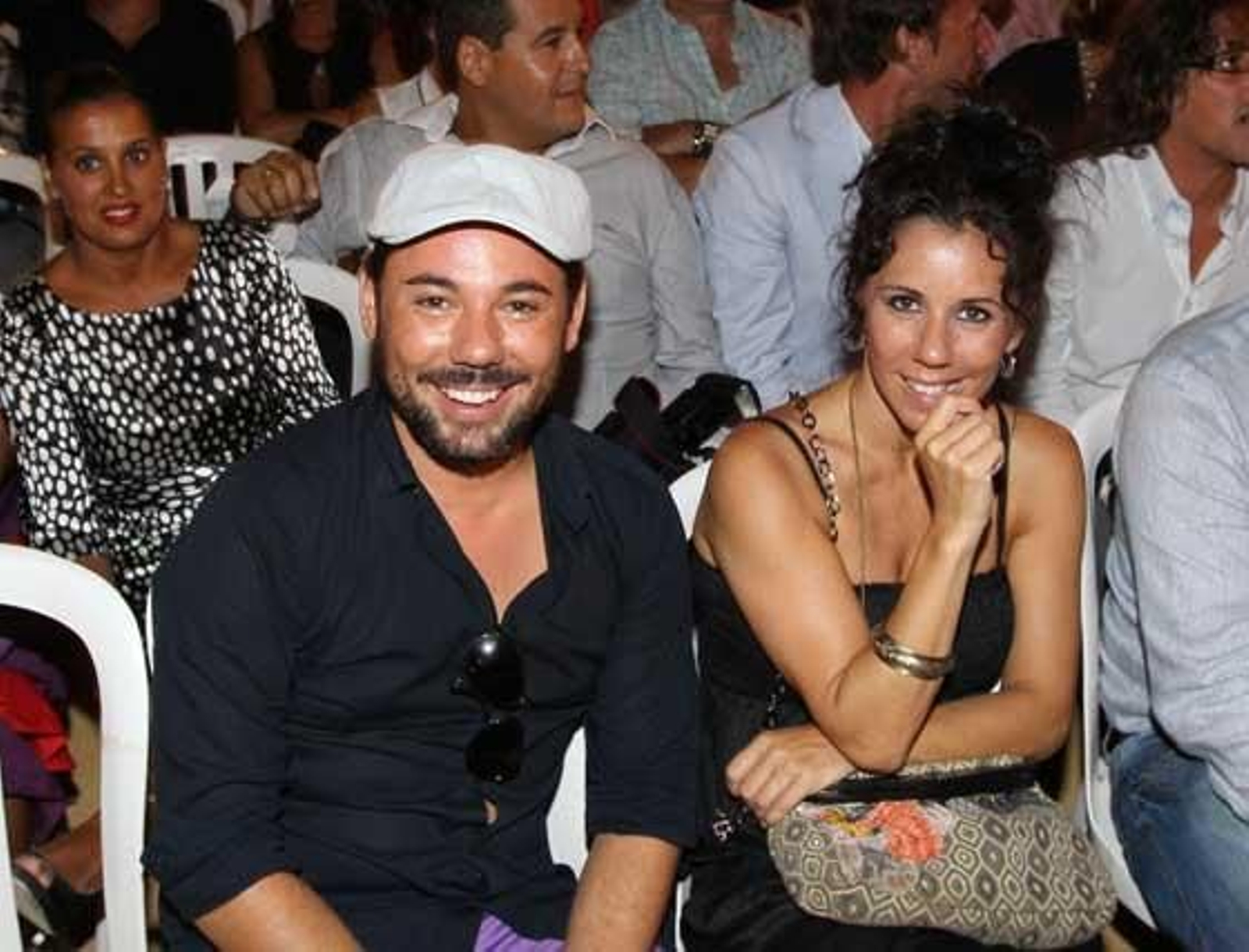 Miguel Poveda y su hermana.

Foto: Miguel Angel Gonzalez