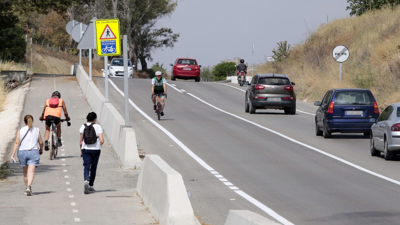 Tramo de la A-2003 que discurre entre Jerez y Estella.