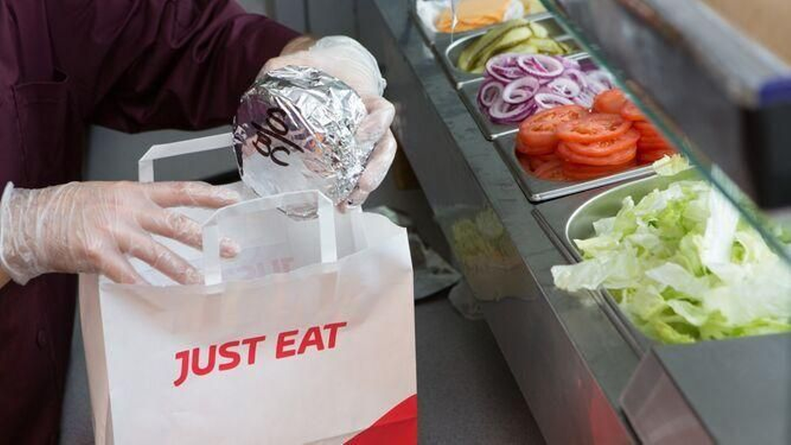La comida a domicilio ha sido uno de los sectores favorecidos por la pandemia.