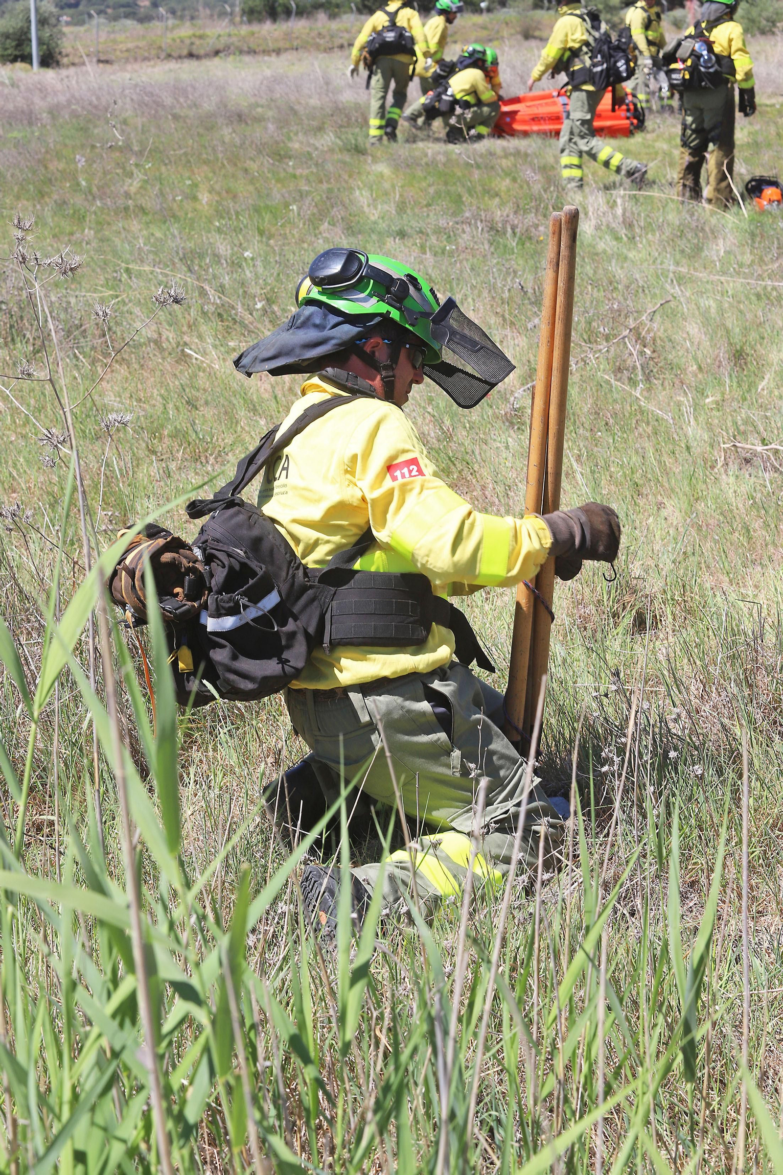 Imágenes del simulacro de incendio forestal que la Junta organiza en Aljaraque