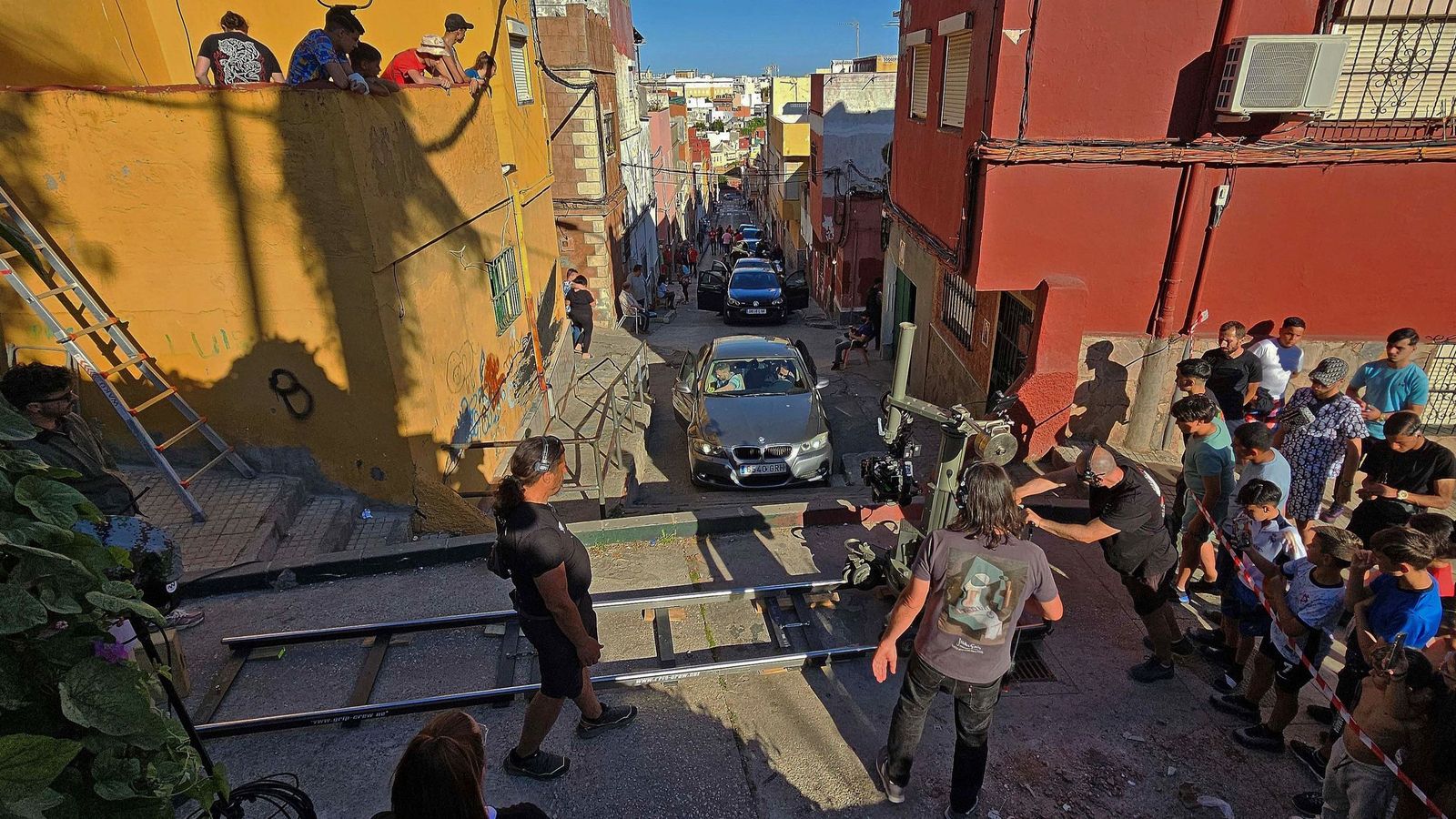 Hugo Silva grabó el pasado mes de mayo en La Bajadilla de Algeciras una escena de la serie 'Marbella' en plena zona caliente del narco.