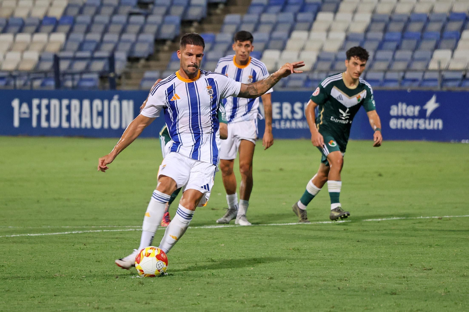 Las mejores imágenes del Trofeo Colombino con el Recreativo de Huelva, Zamora y Cacereño