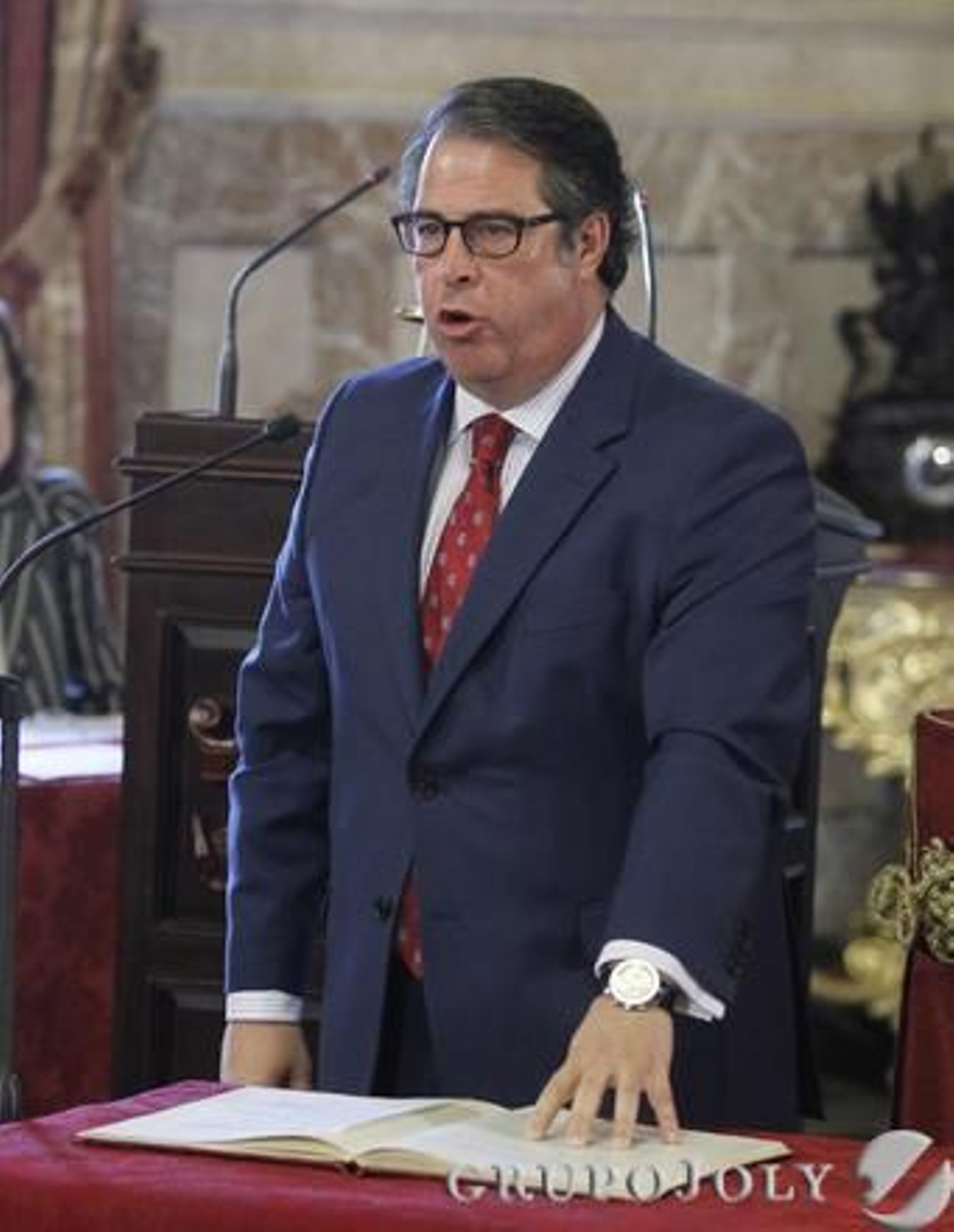 Gregorio Serrano (PP)

Foto: Antonio Pizarro