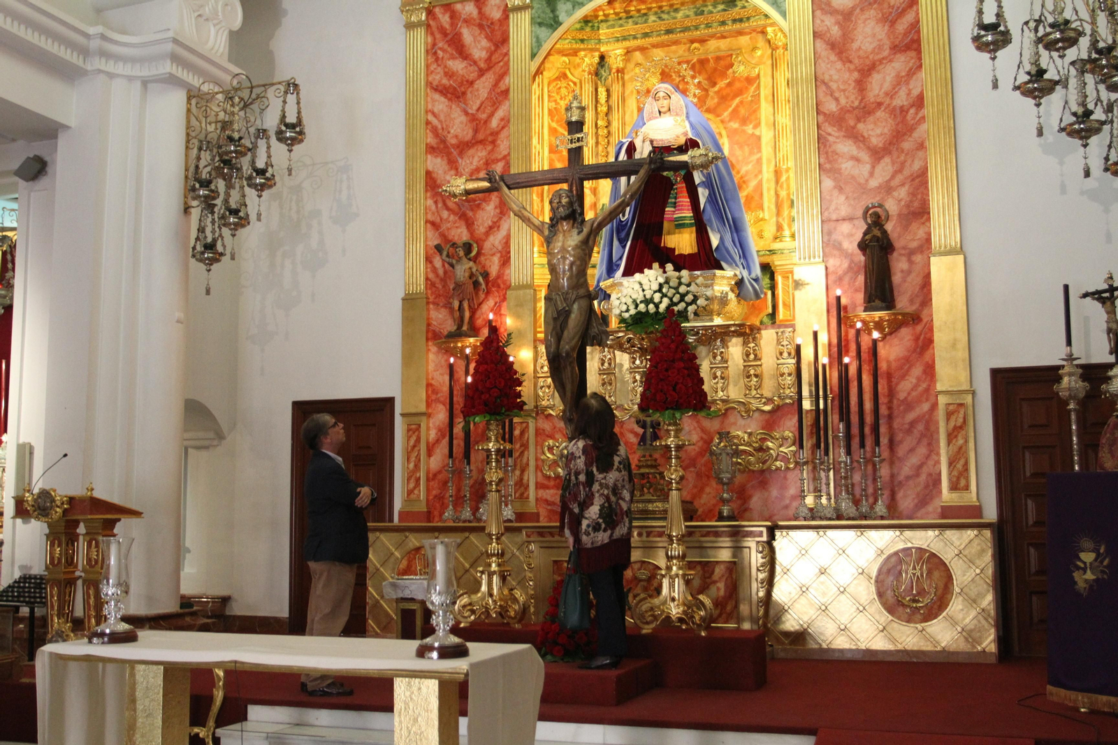 EL besamanos del Cristo de La Expiración, en imágenes