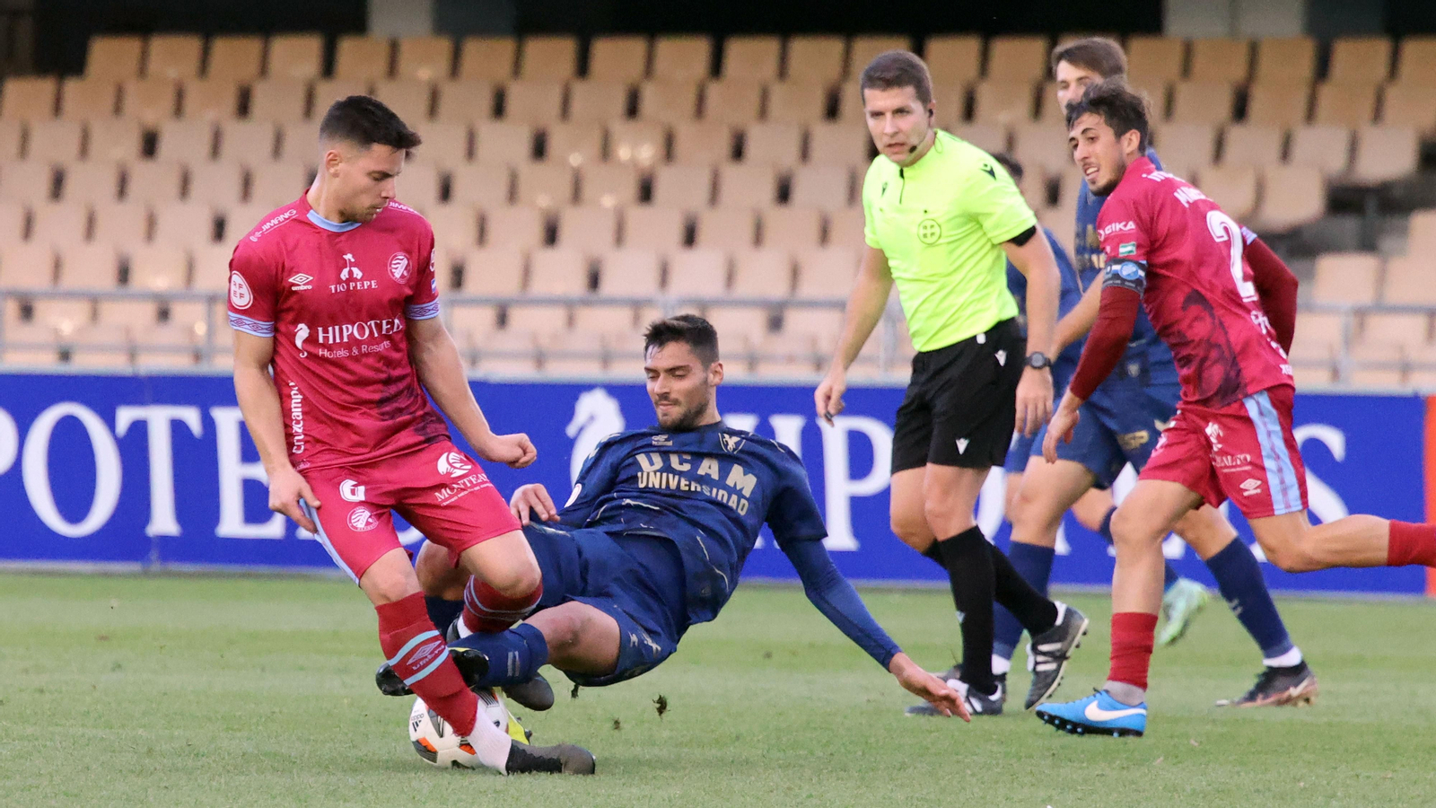 Xerez DFC contra UCAM Murcia en Chapín
